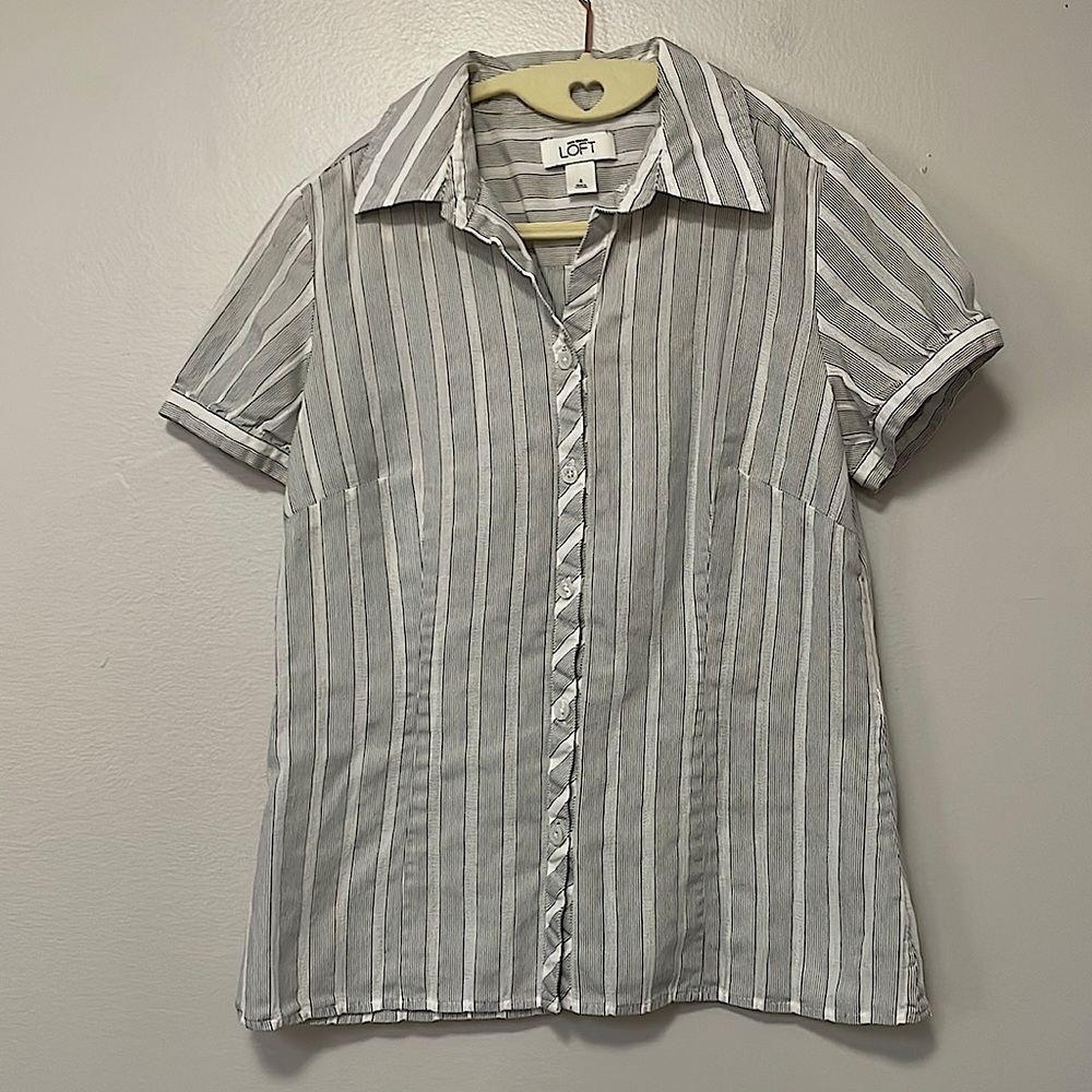 LOFT. Black and white striped button down shirt. Sz. 4
